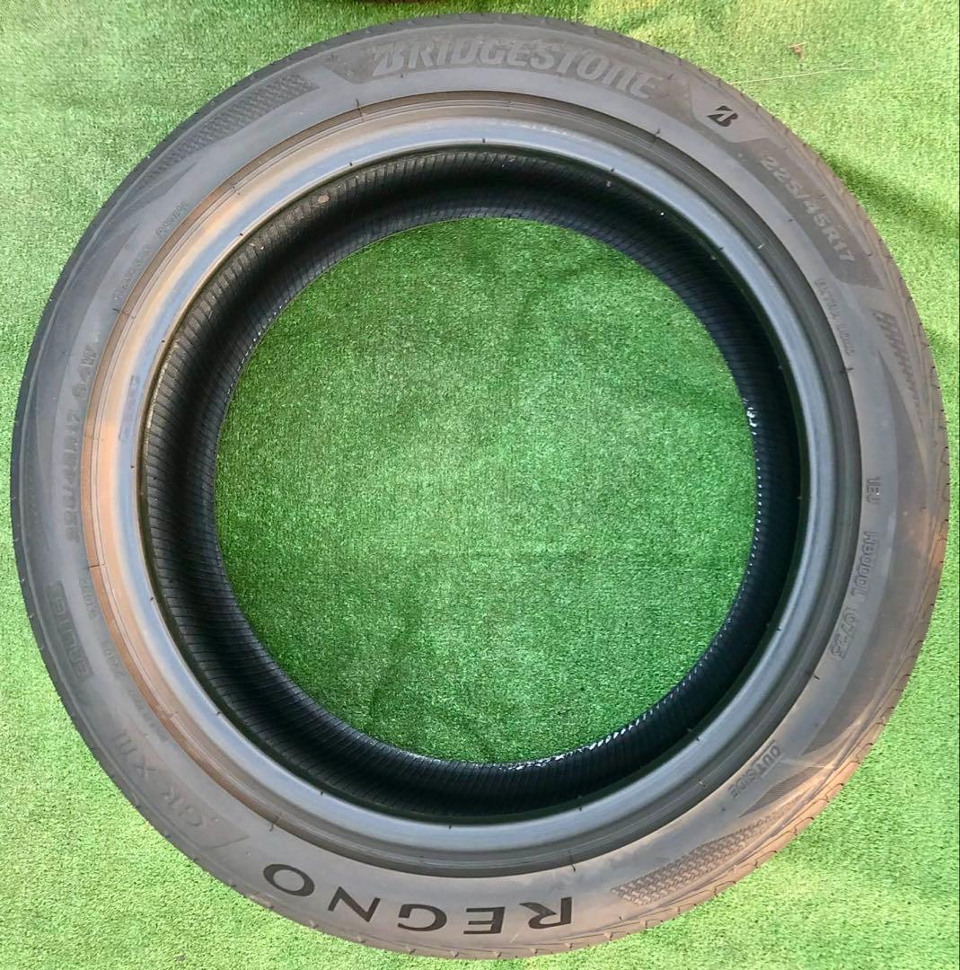 225/45 R17、245/40 R17 BRIDGESTONE REGNO