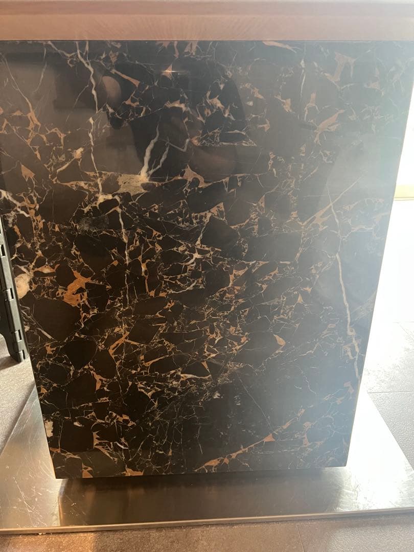 【引き取り限定】　最終価格！9/15まで！天然大理石ダイニングテーブル