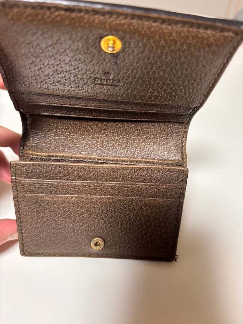 gucci ケース　箱と付属袋あり