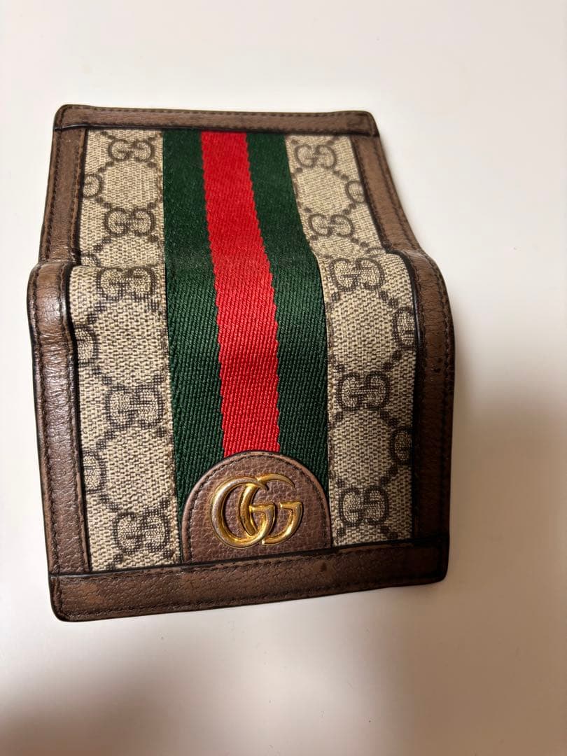 gucci ケース　箱と付属袋あり