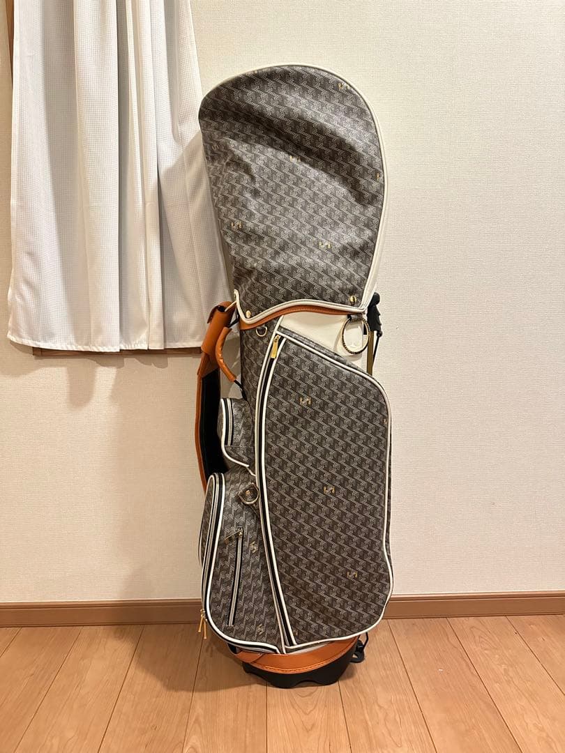【美品】レザレクション　キャディバッグ