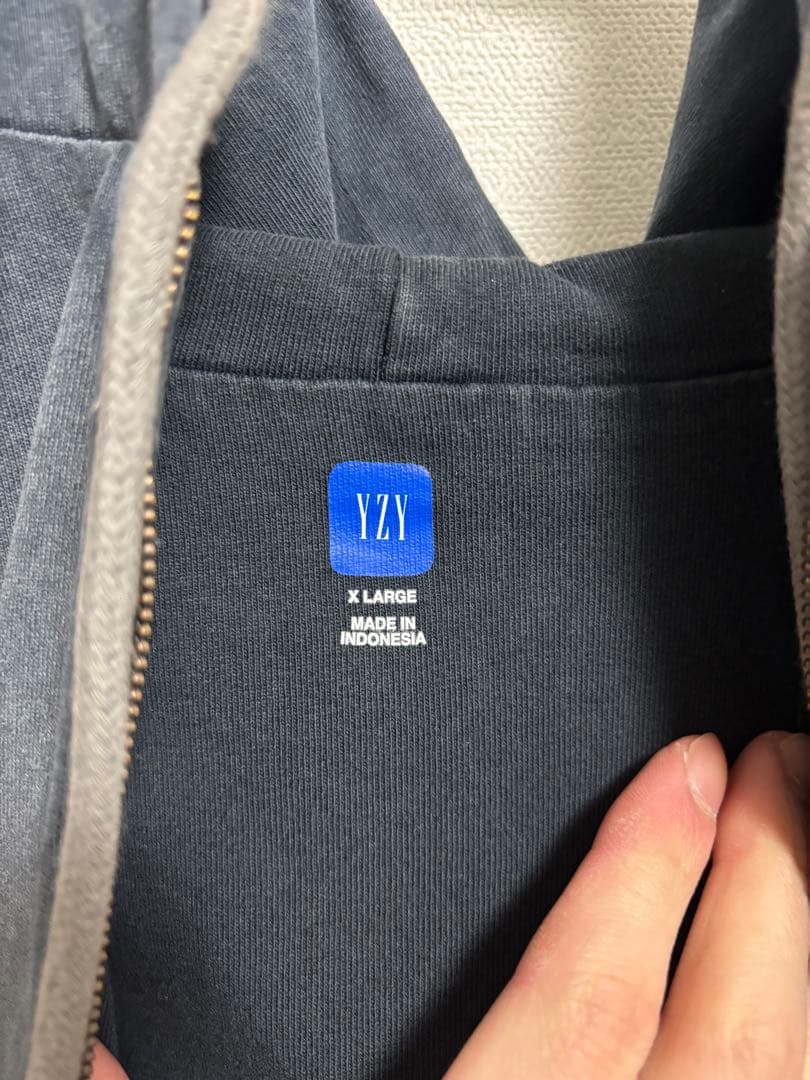 yeezy サイズxl