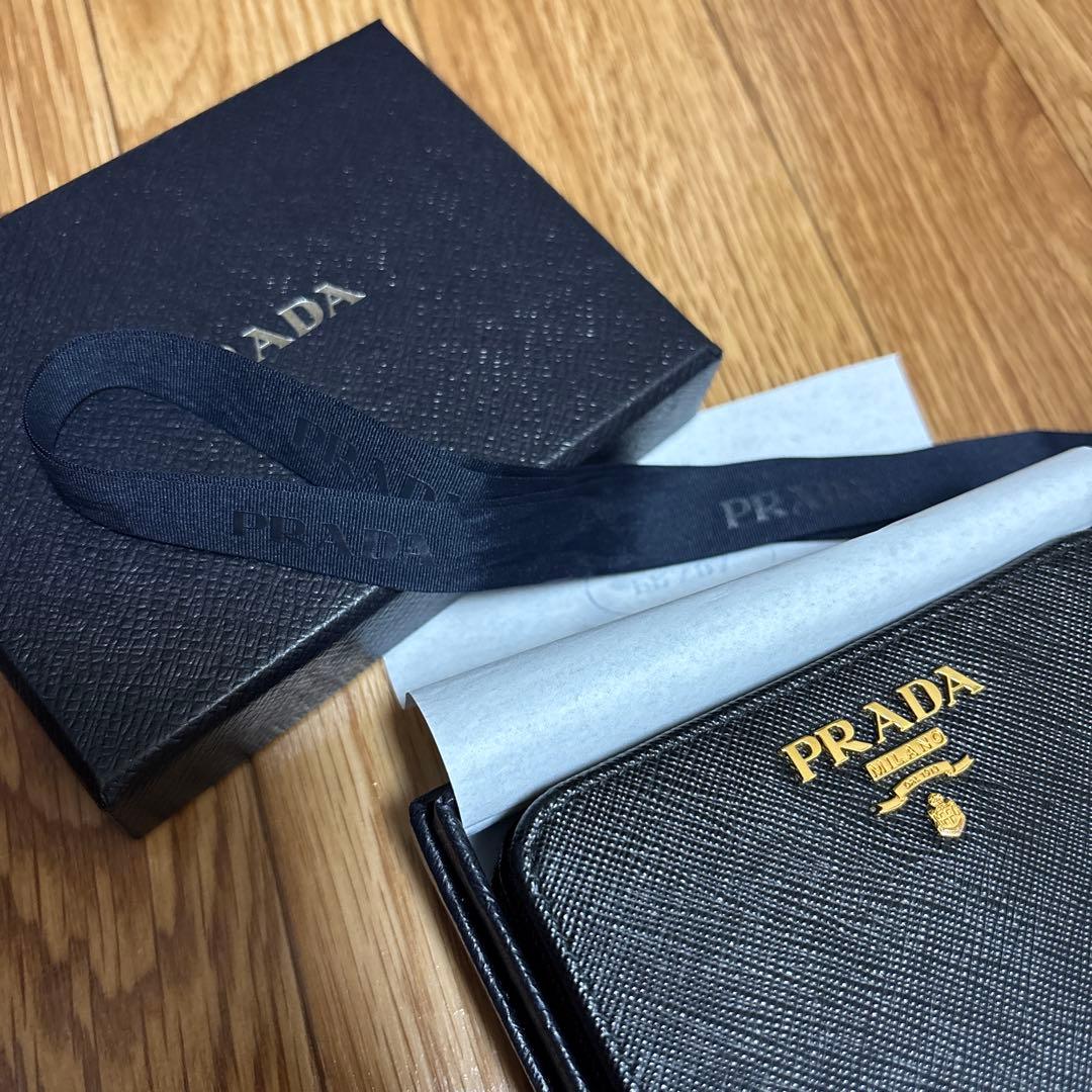 専用【極美品】prada サフィアーノマルチカラー財布