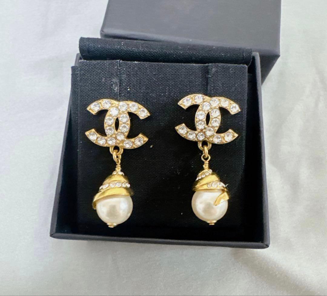 CHANEL　ピアス