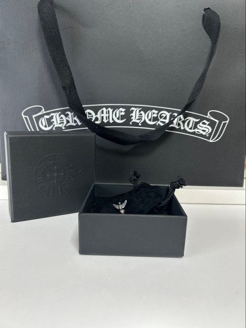 Chrome Hearts エンジェルスカルピアス