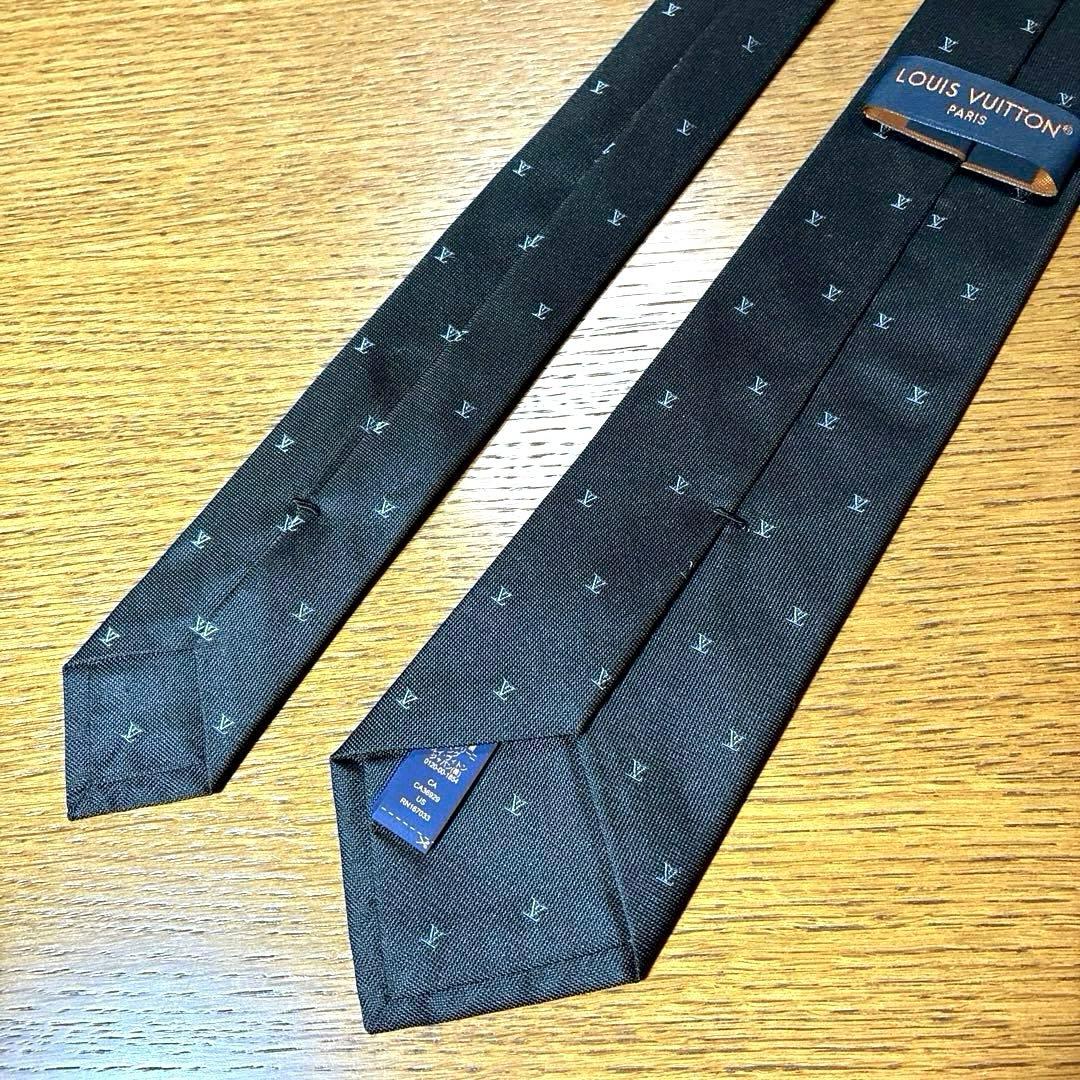 【美品】LOUIS VUITTON ルイヴィトン 黒ネクタイ