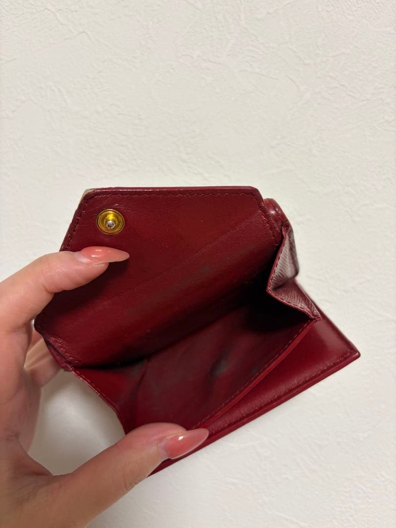 PRADA レッド 三つ折り財布