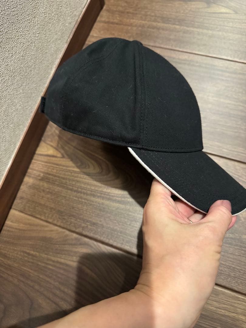 PRADA ブラック キャップ M 最終値下げ