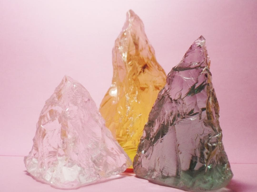 アンダラクリスタル　三角 　２５０９１３－１