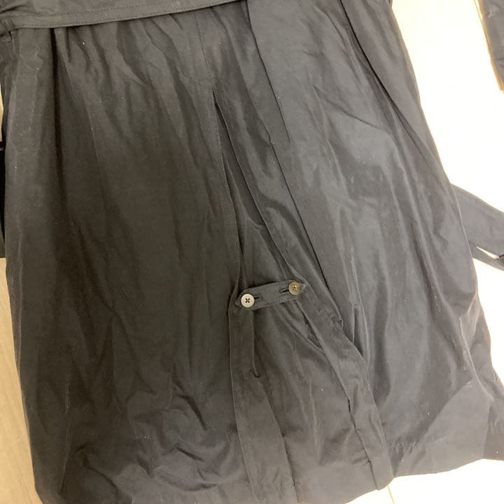サメオ 新品ユナイテッドアローズ黒トレンチコートＬ