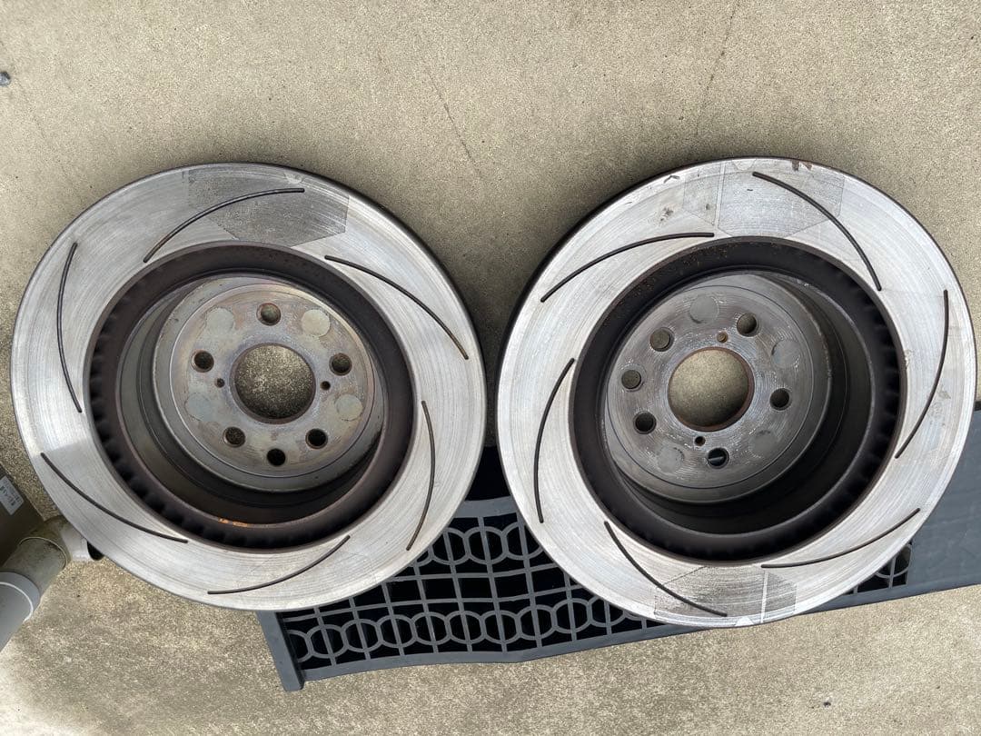 レクサスRCF純正ブレンボローター リア