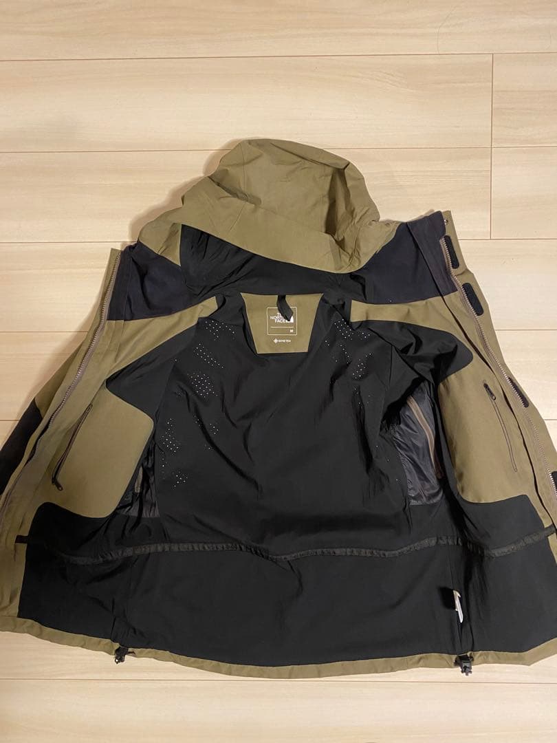 【美品】ノースフェイス　マウンテンジャケット　Ｍサイズ