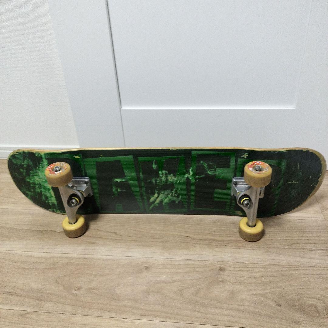BAKER 8.25 スケートボードフルコンプリートセット スケボー　ベイカー