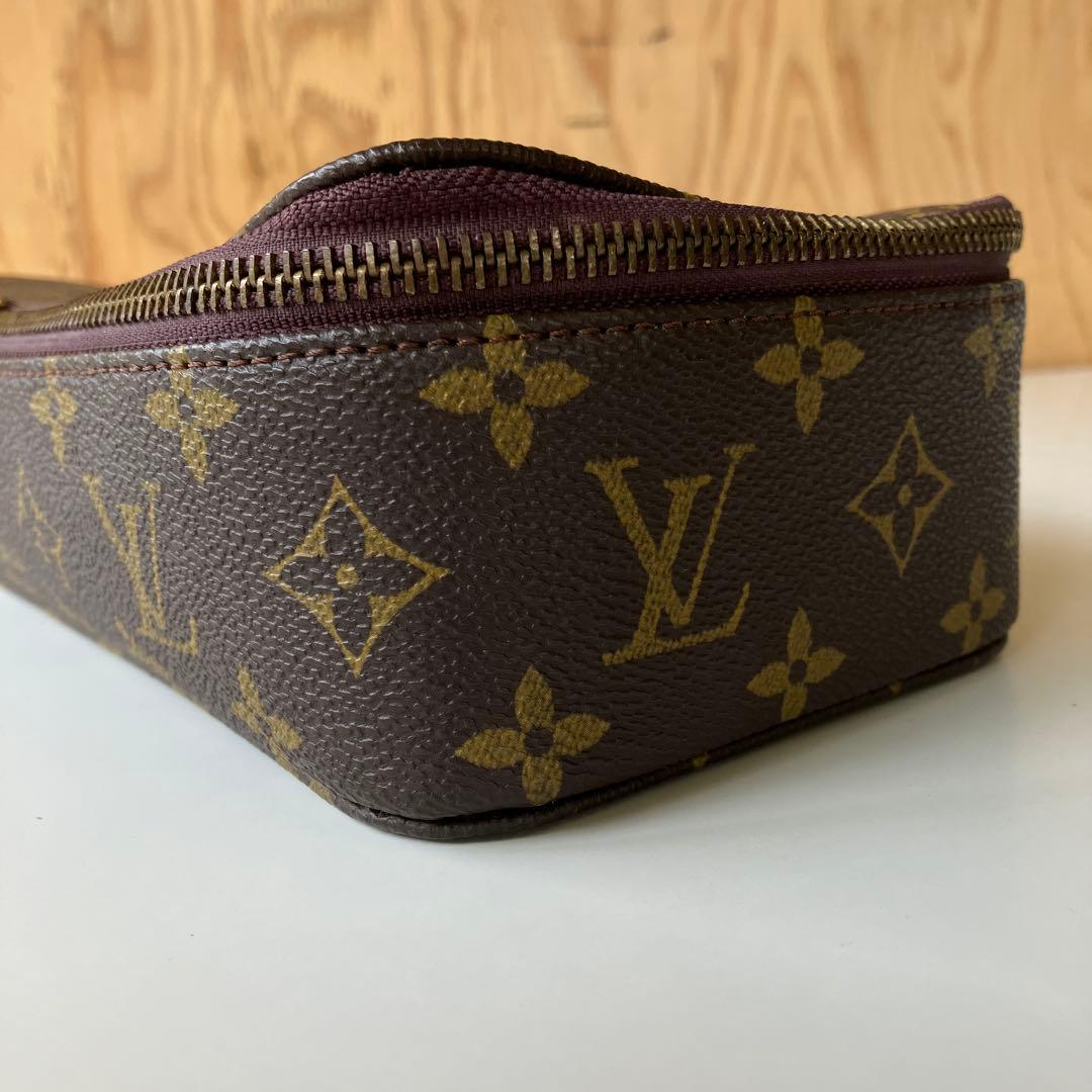 LOUIS VUITTON　ティッシュカバー　モノグラム　3678