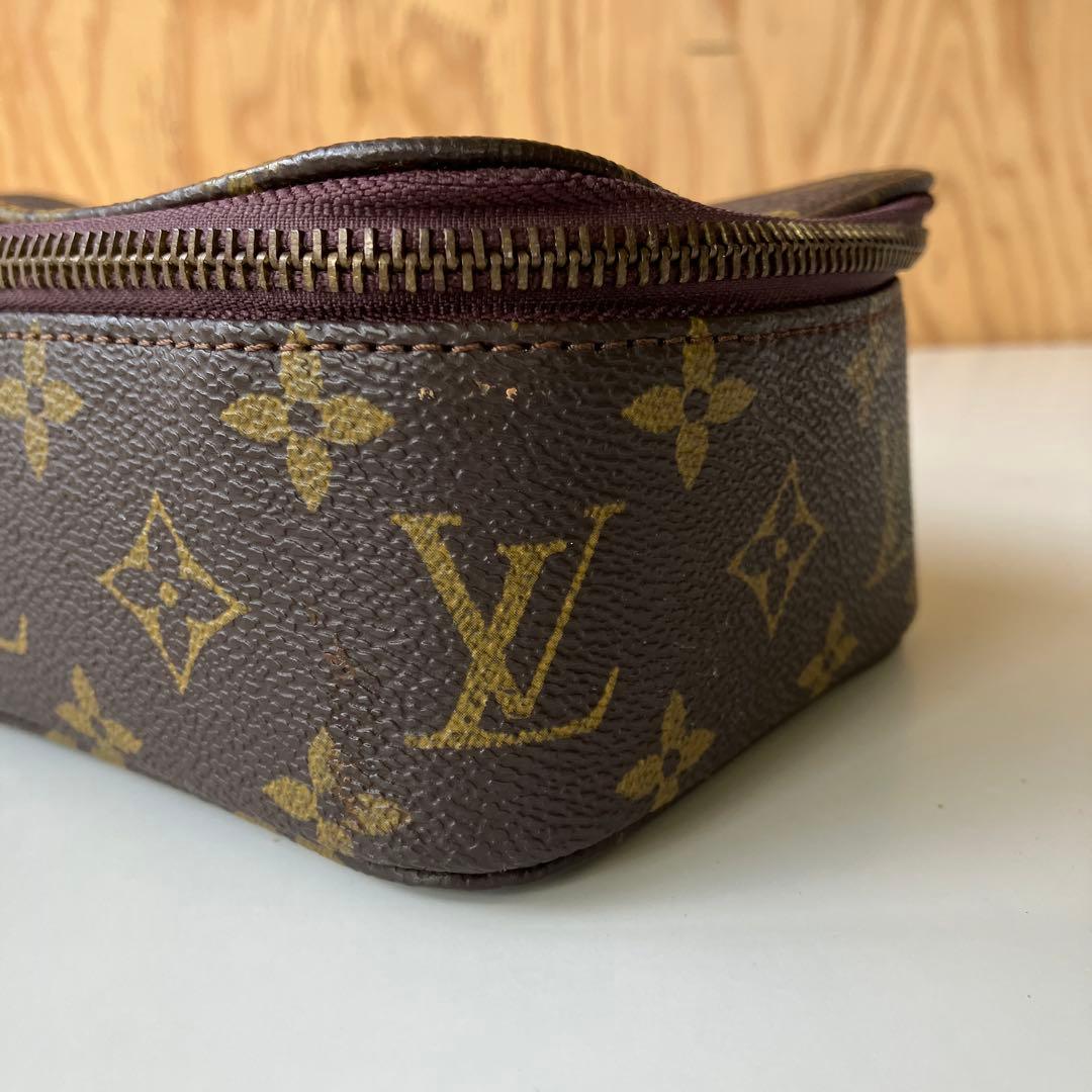 LOUIS VUITTON　ティッシュカバー　モノグラム　3678