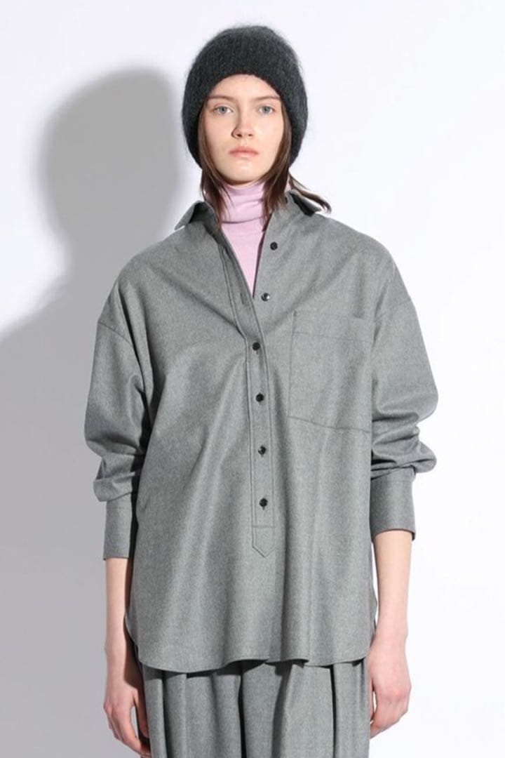 新品 今季 SACRA サクラ EXTRA FINE MERINO TOP 38