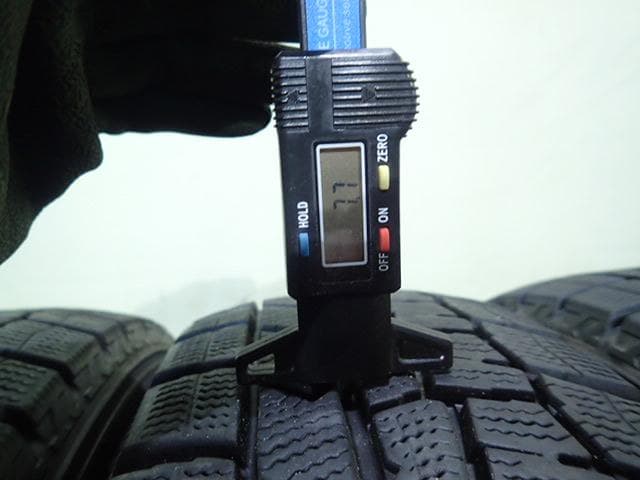 B1027【送料無料】スタッドレスタイヤ 175/65R15 4本セット