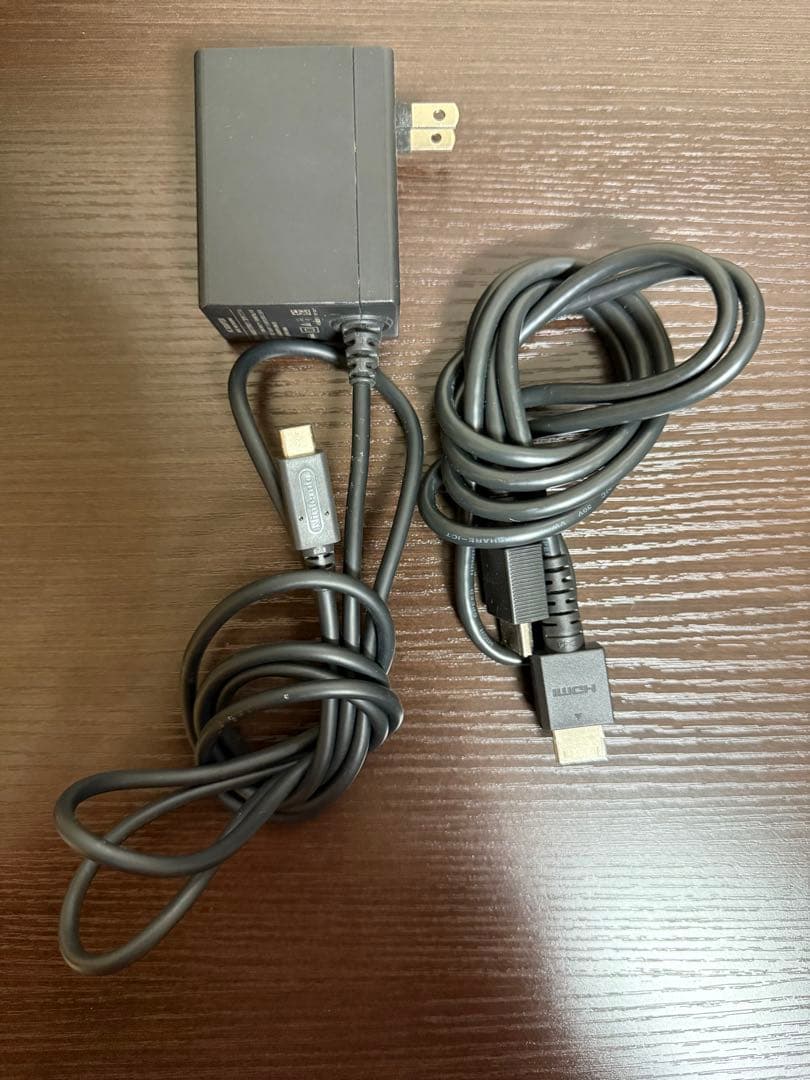 Nintendo Switch 本体 付属品完備 （箱無し）