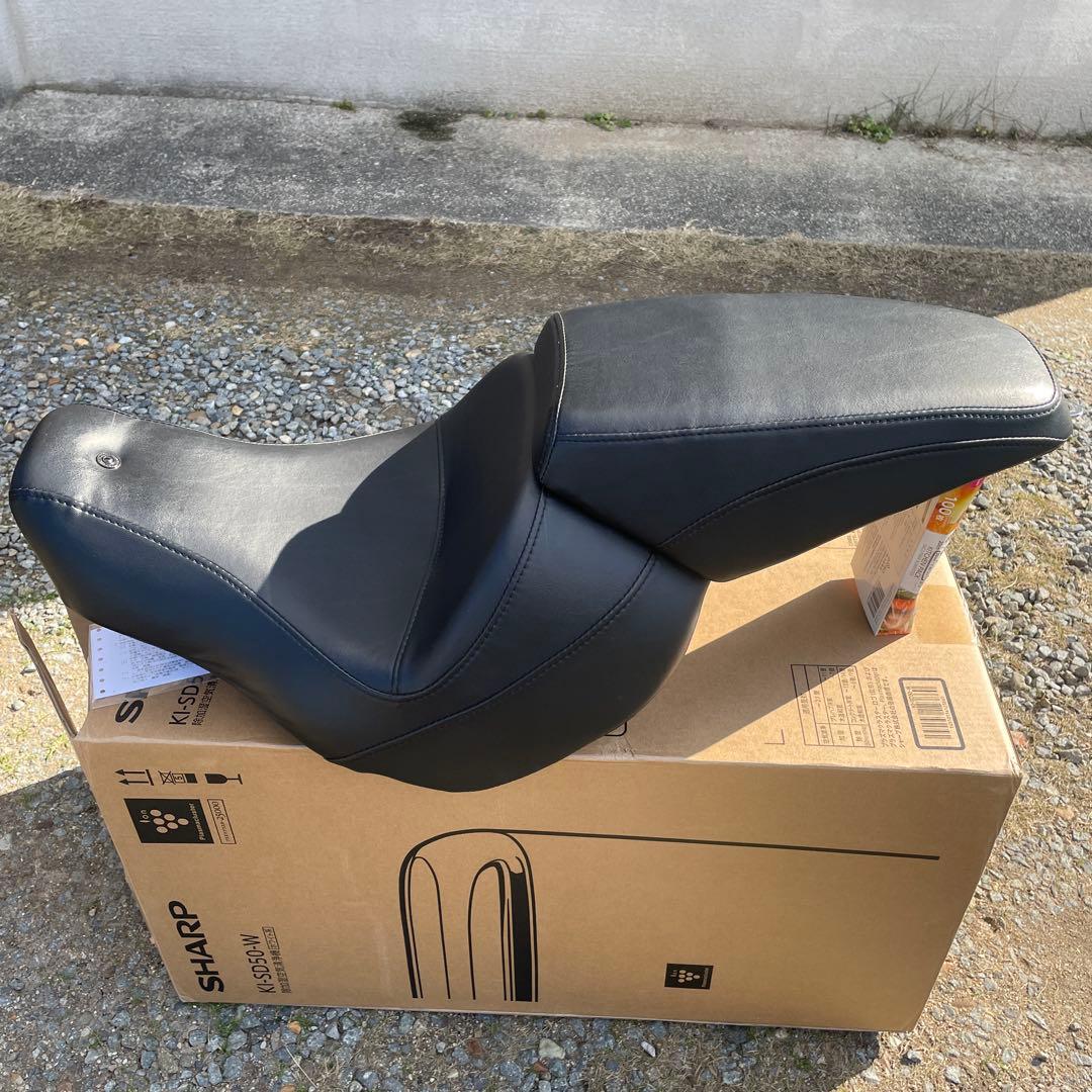 ハーレー　純正　リーチツーアップシート　fxlrst flsb fxlr m8