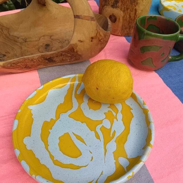 ハネンさんのカラフル陶器　プレート約22cmとマグカップセット　サパJT