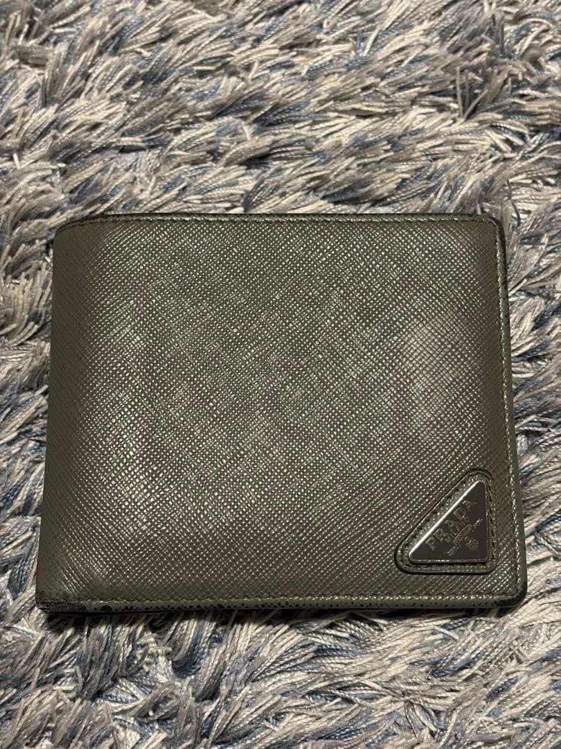 PRADA プラダ 二つ折り財布 2M0738 サフィアーノ ギャラ有
