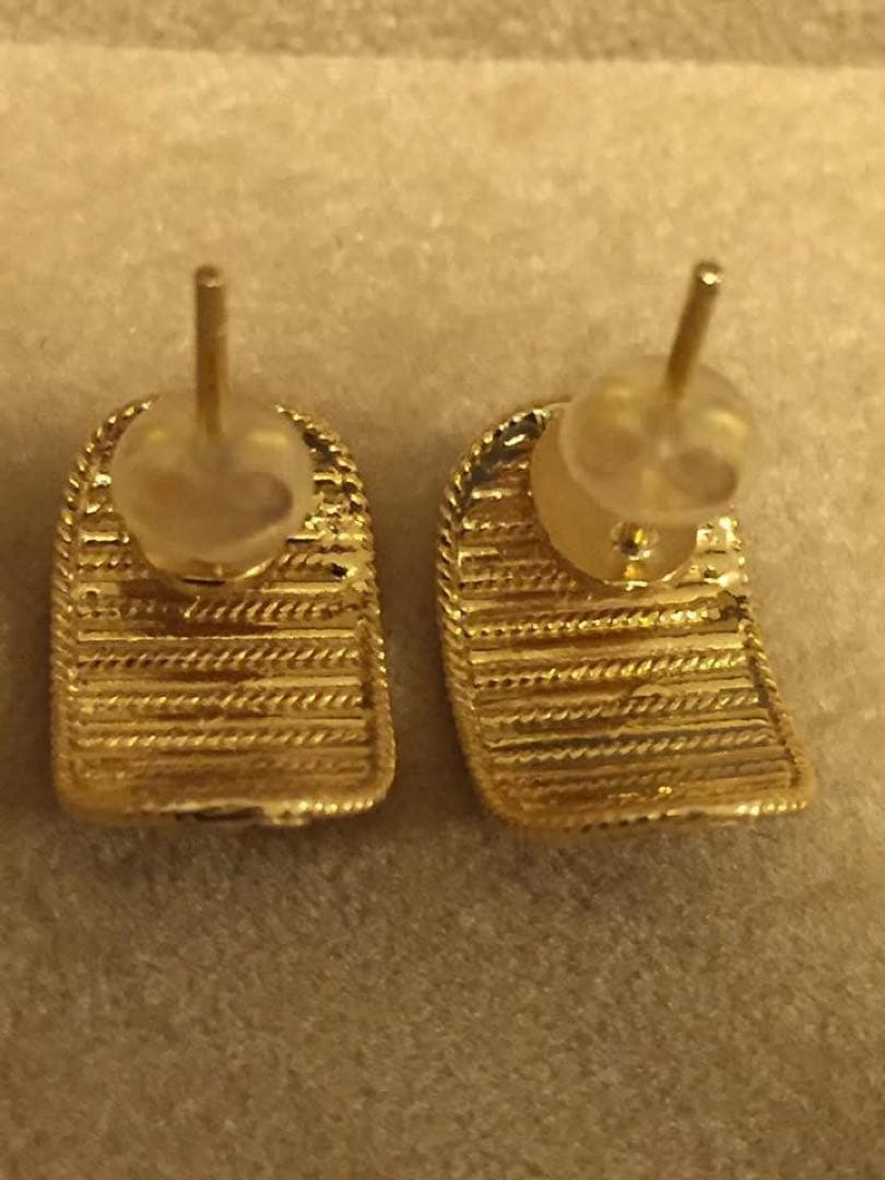 K18イエローゴールドピアス18k 18金　750