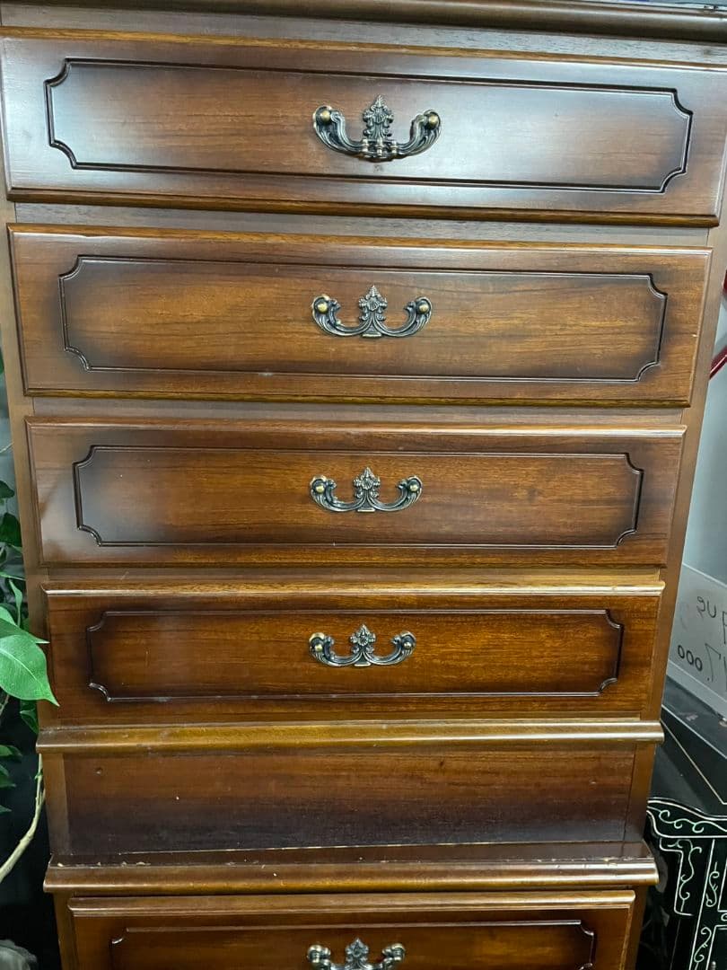 カリモク　コロニアル 木製 ブラウン キャビネット 4段