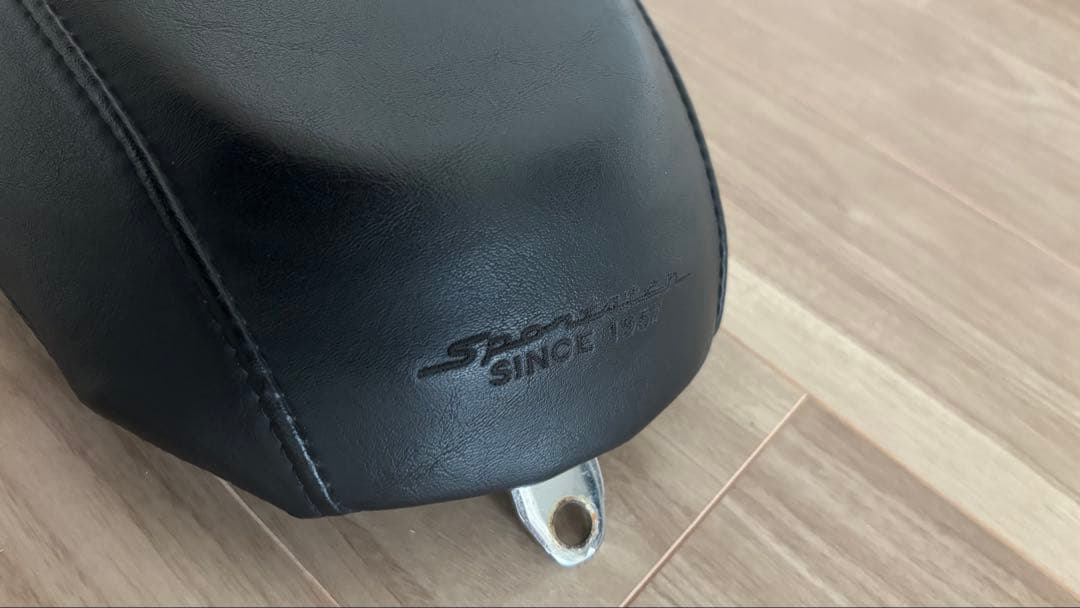 スポーツスター 2007年式 xl883 純正シート