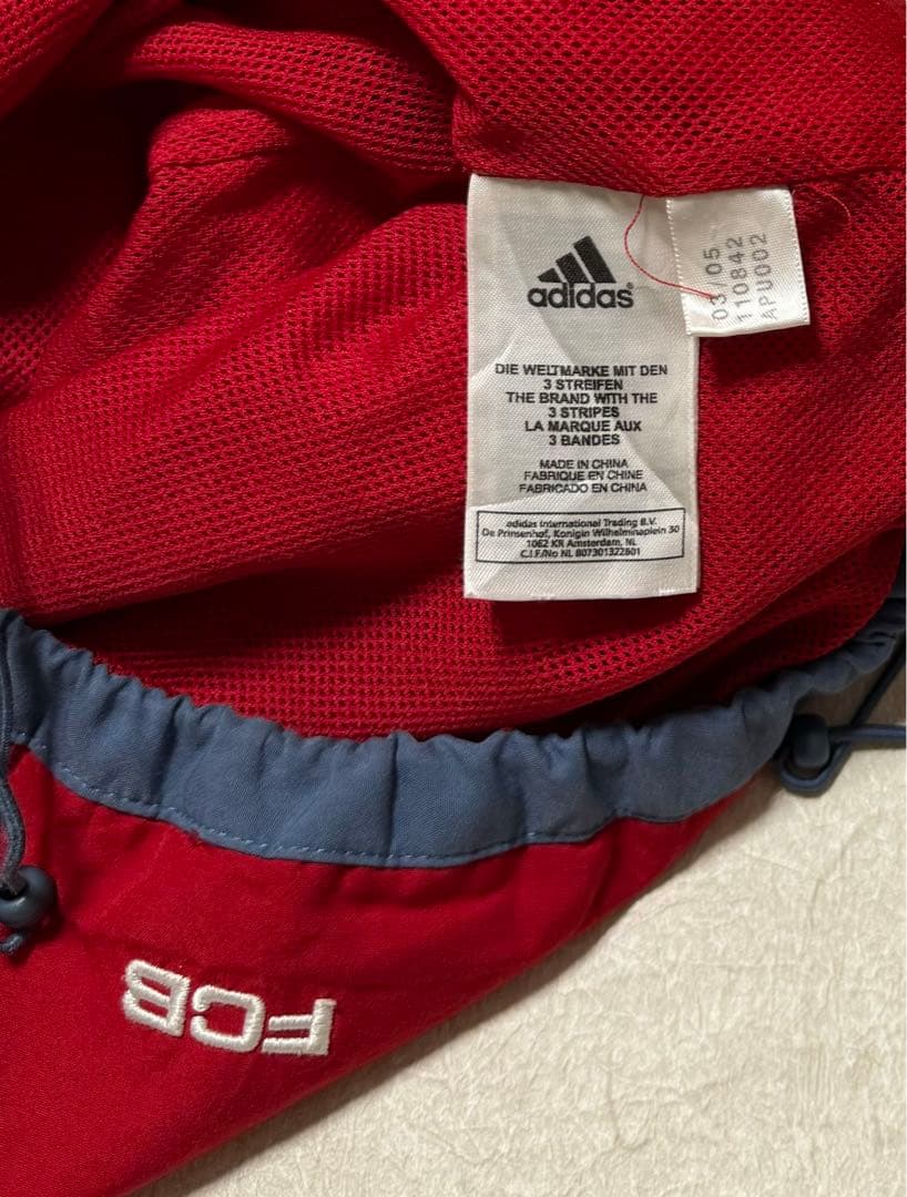 adidas バイエルンミュンヘン　ジャケット　トラック