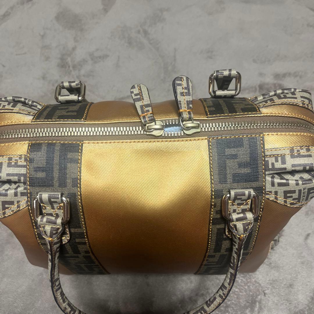 FENDI フェンディ　ボストンバック　ゴールド