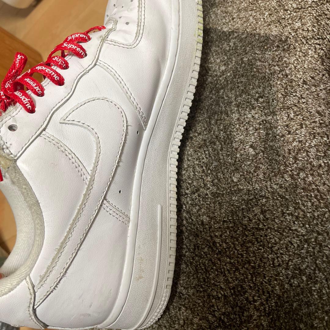 Nike Air Force 1 Supreme シューレース付き
