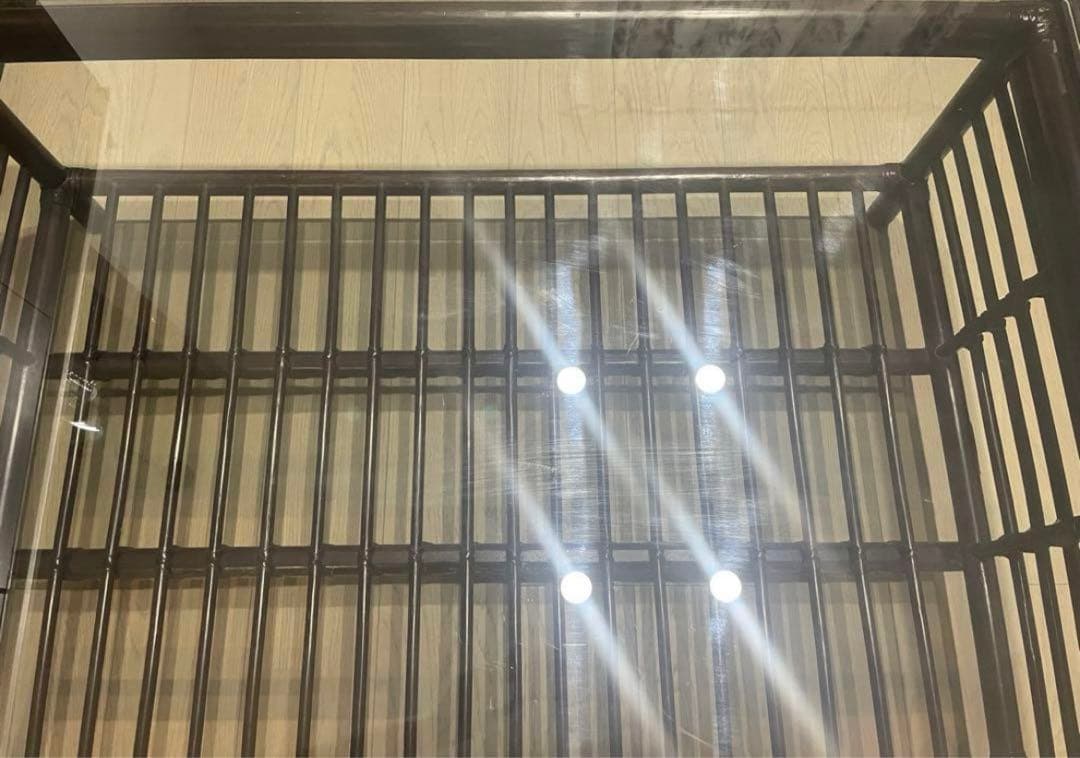 カサブランカ　ガラスローテーブル