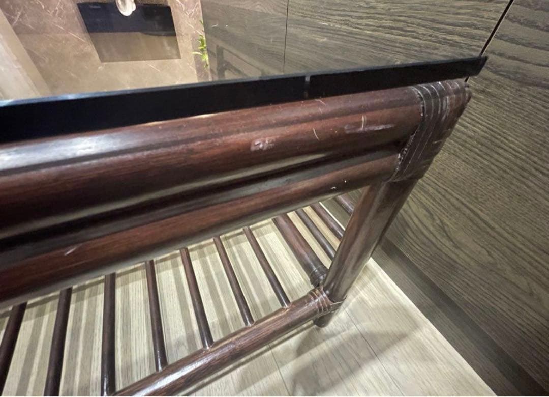 カサブランカ　ガラスローテーブル