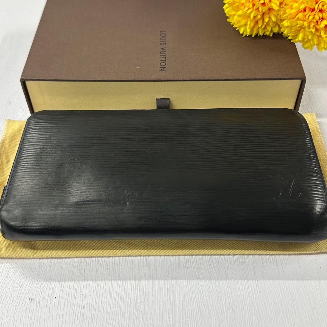 新品同様‼️ 現行　ルイヴィトン　エピ　財布　長財布　ジッピーウォレット