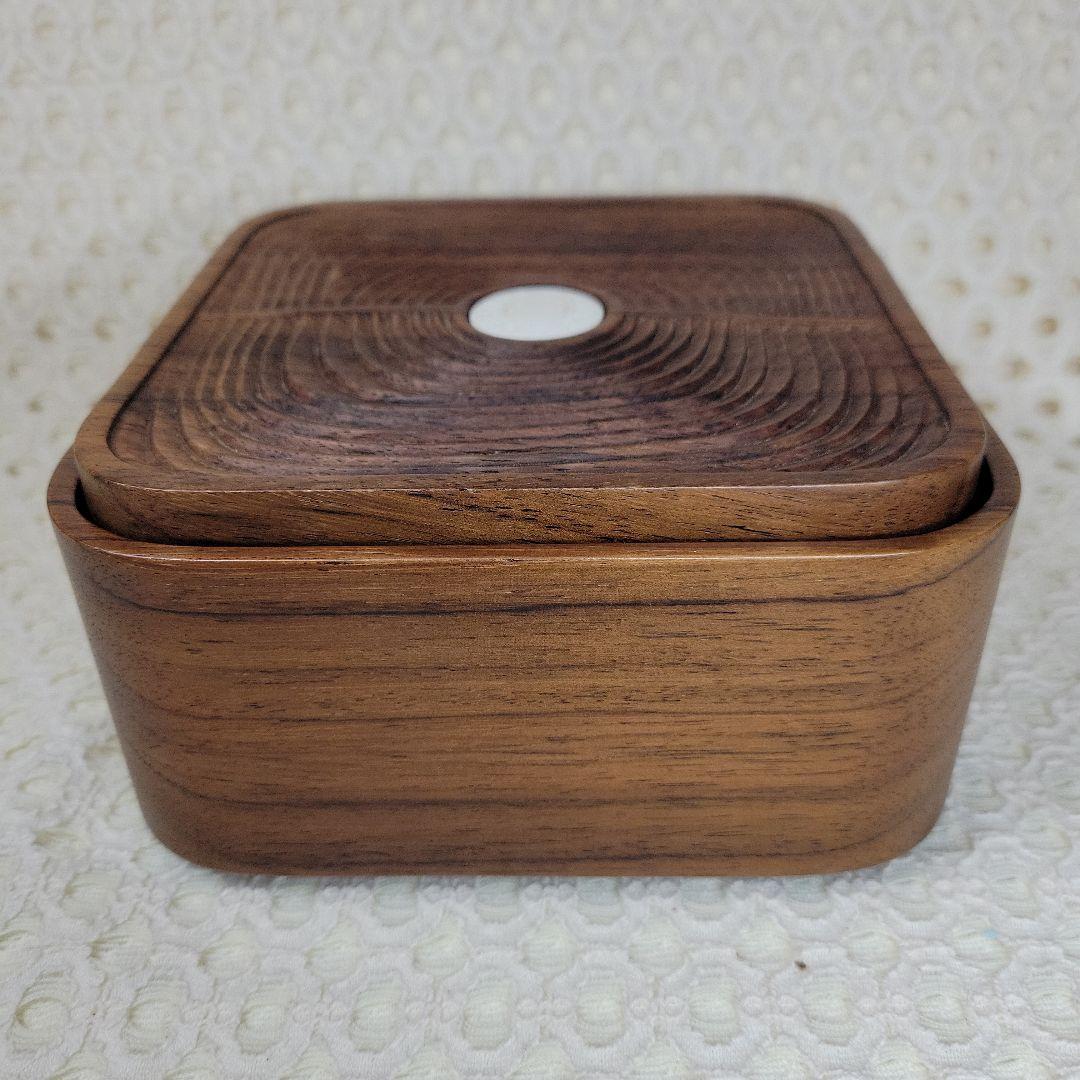 エルメス　ウッドボックス（木製小物入れ）　です。