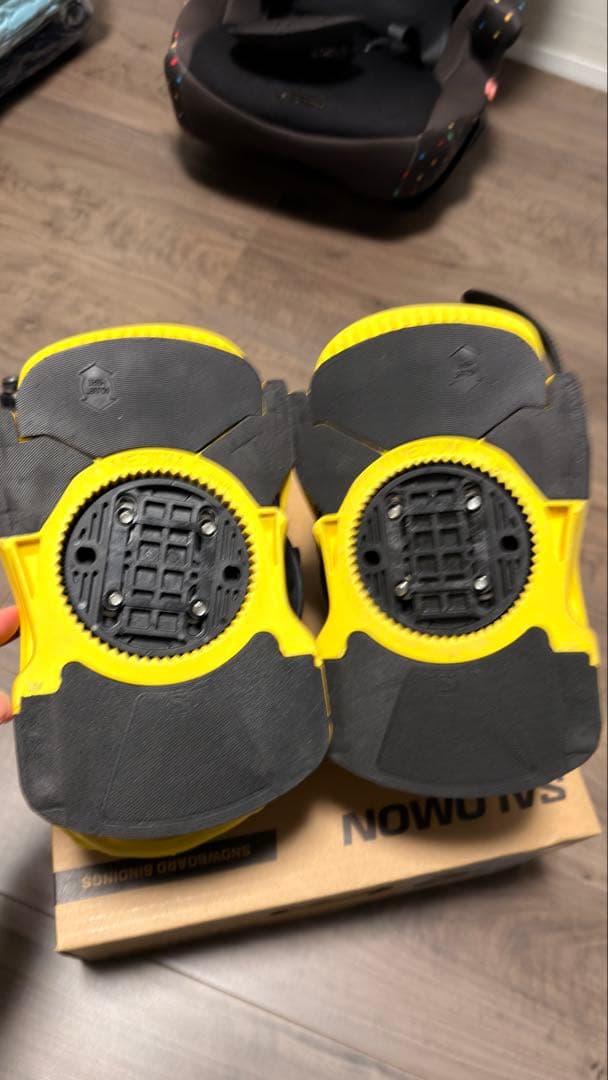 SALOMON HOLOGRAM 23-24モデルビンディング