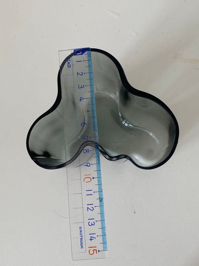 イッタラ　花瓶　ベースフラワー
