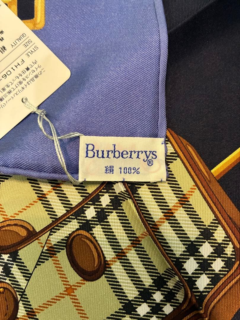 【美品】Burberry 大判スカーフ　シルク100%