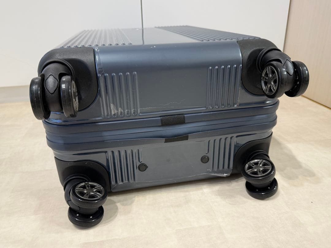 新品未使用  純正キャリーケース/スーツケース 42ℓ機内持込可ネイビー