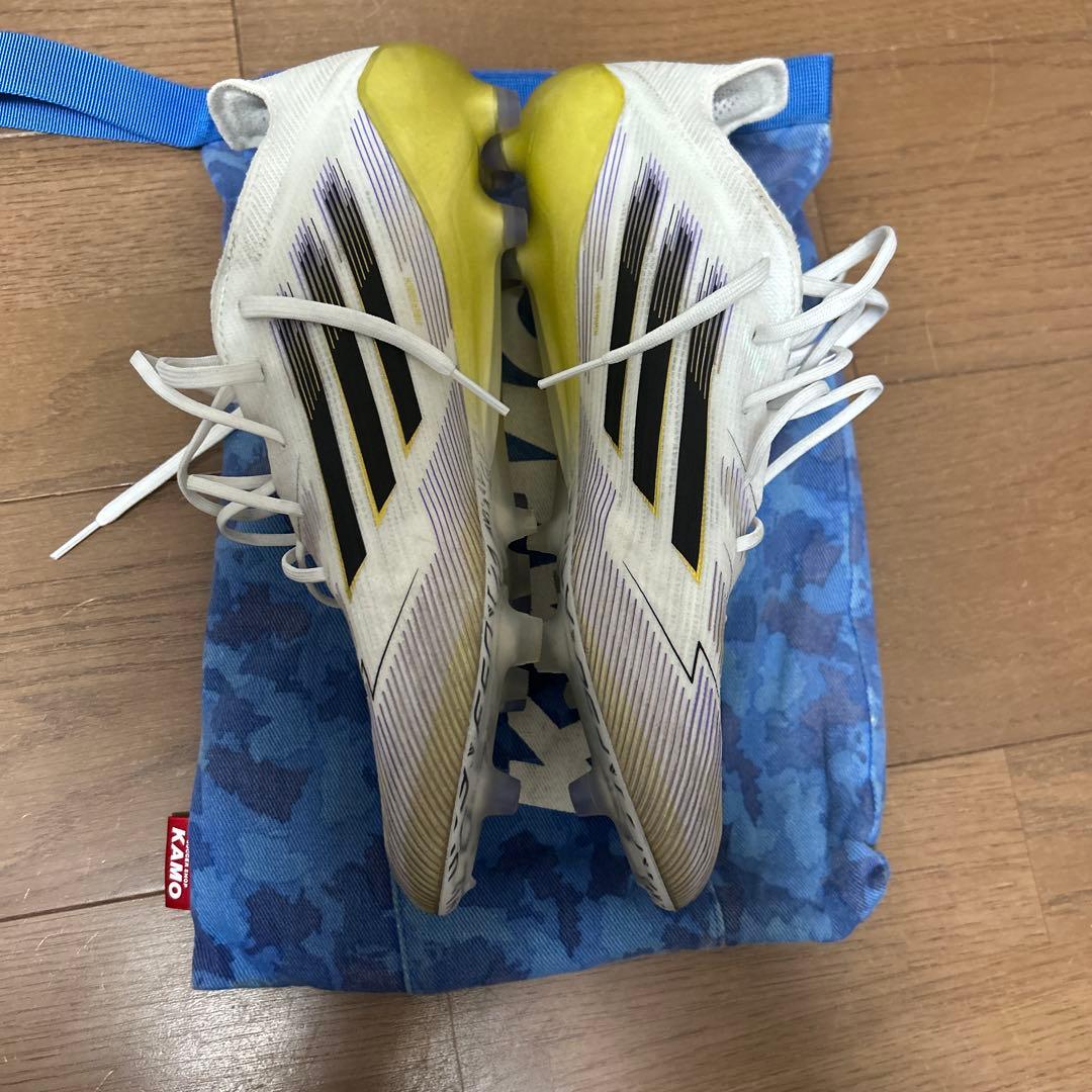 F50 サッカーシューズ ホワイト/イエロー/ブラック
