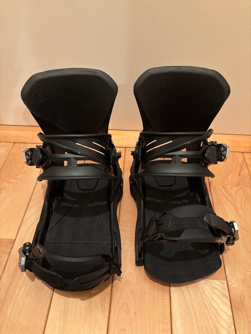 Salomon district Mサイズ