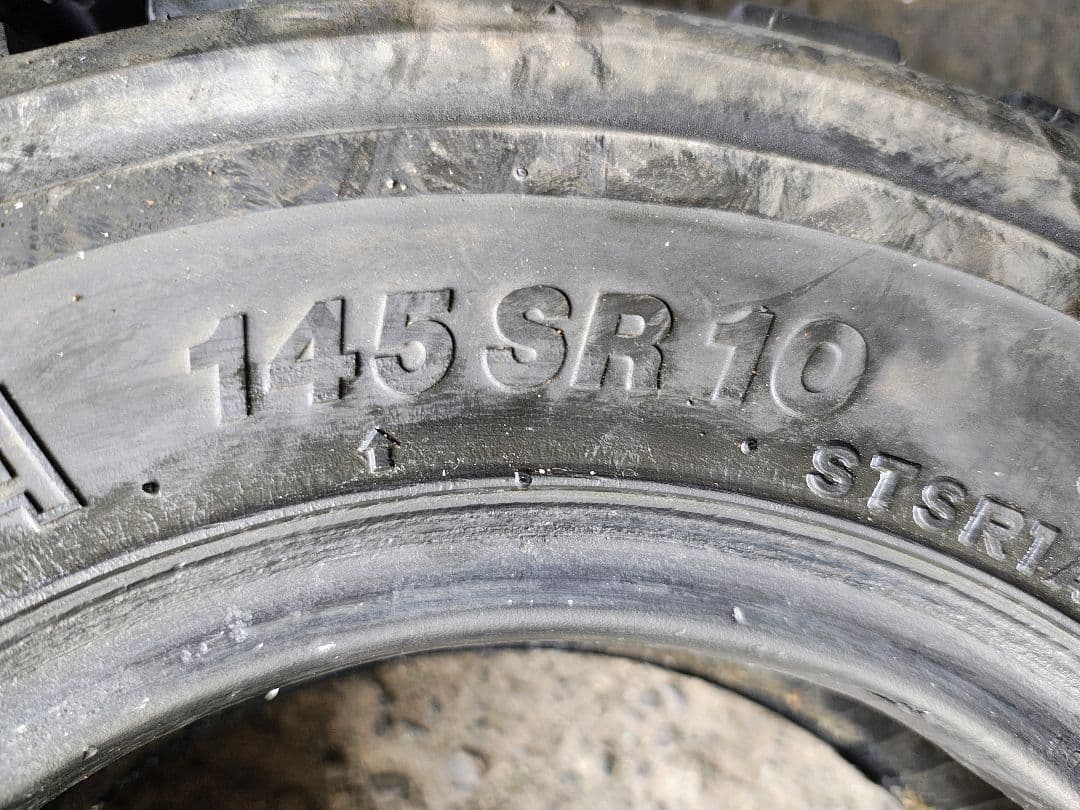145SR10 スパイクタイヤ