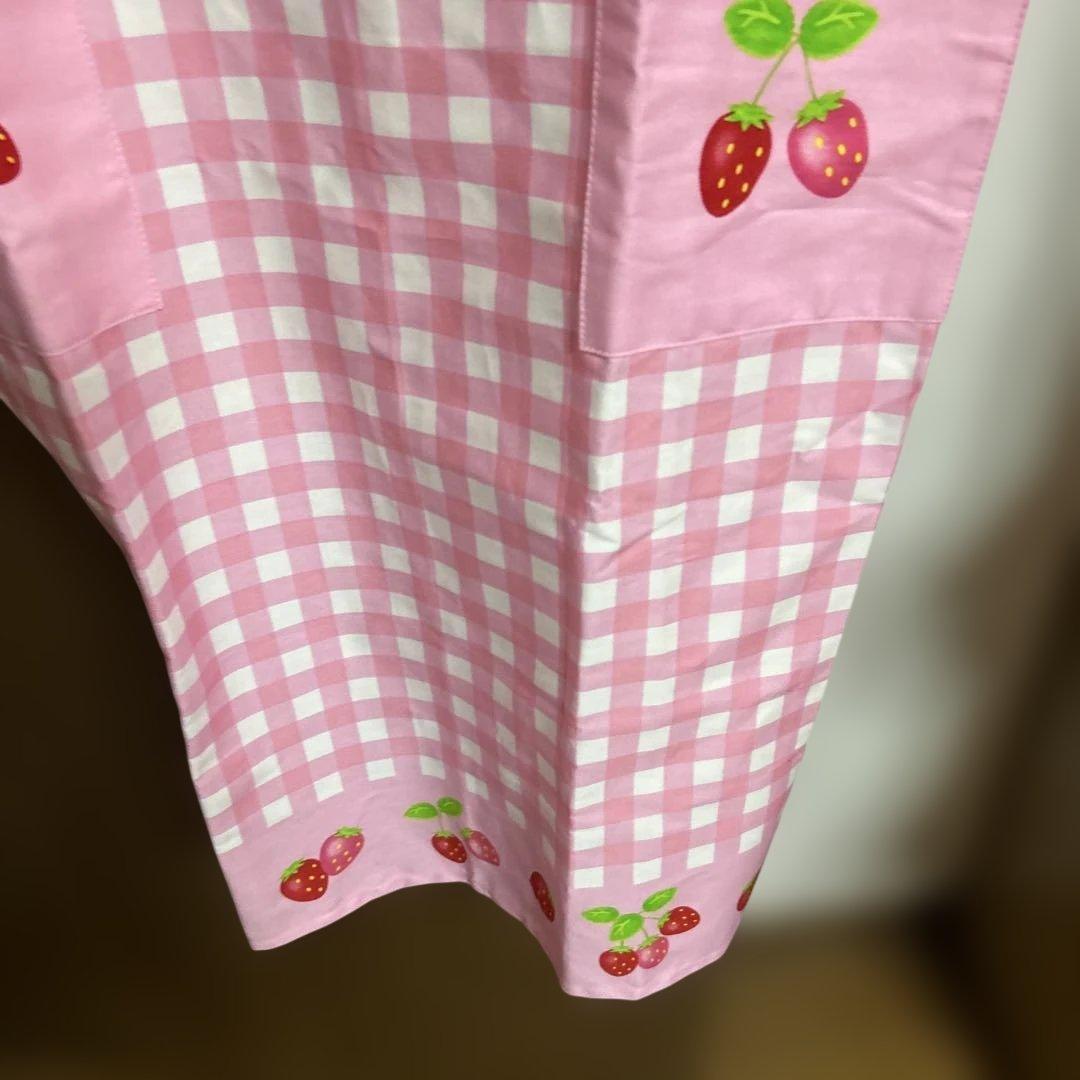 キティちゃん　レトロ　大人用エプロン　キティ　いちご　サンリオ　チェック柄