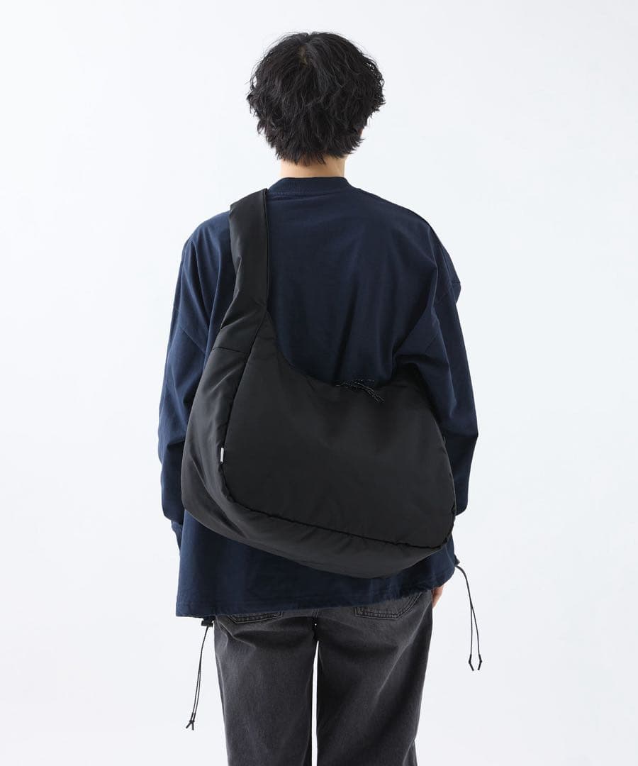 meltum メッセンジャーバッグ
