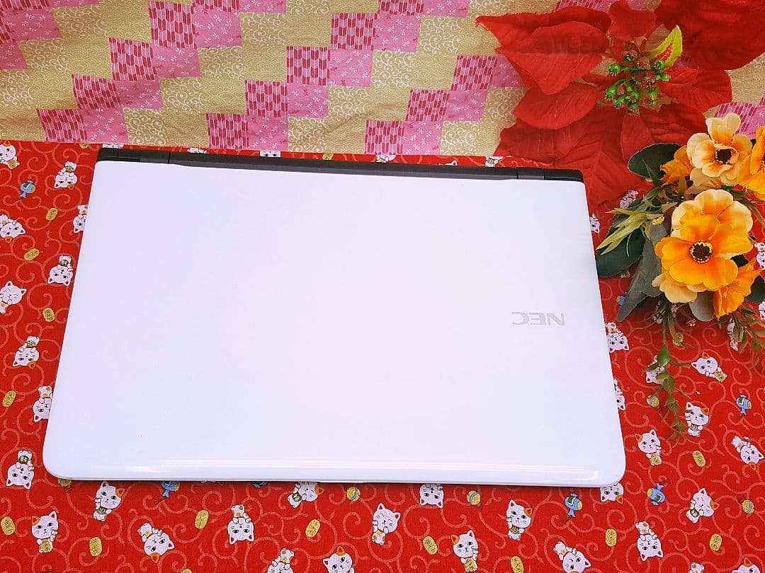 薄型NEC/Win11/新品SSD256G/高速メモリ8G/カメラ/高年式モデル