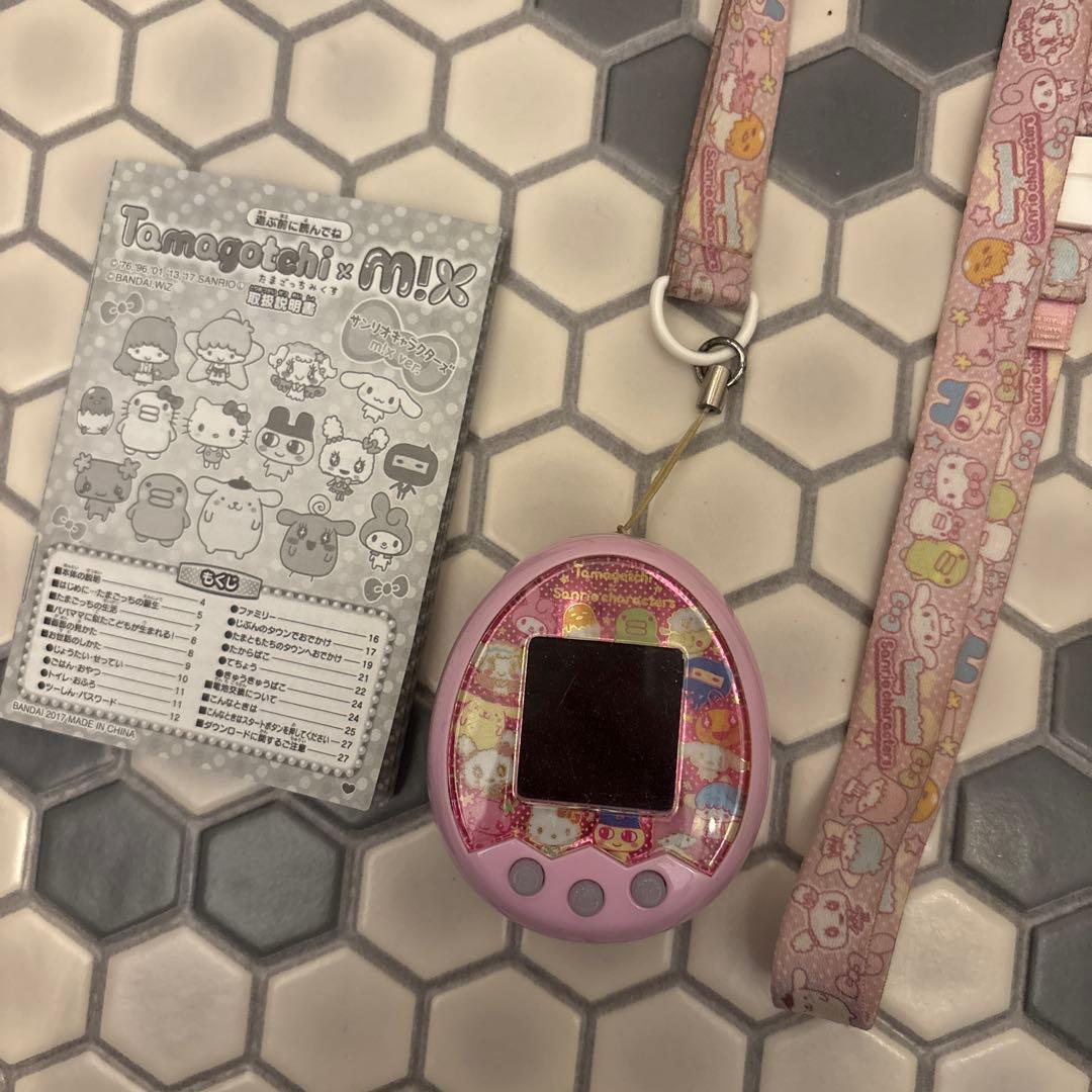本日限定価格！たまごっちみくす　サンリオキャラクターズ