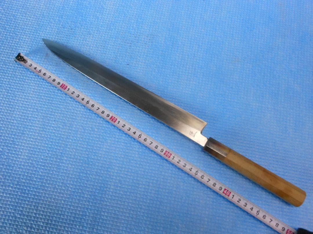 柳刃包丁・刺身包丁　銘・匠　　長さ・約４９ｃｍ