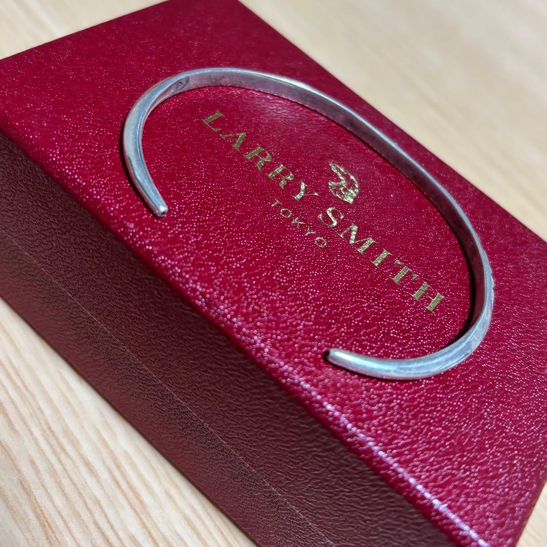LARRY SMITH シルバーバングル