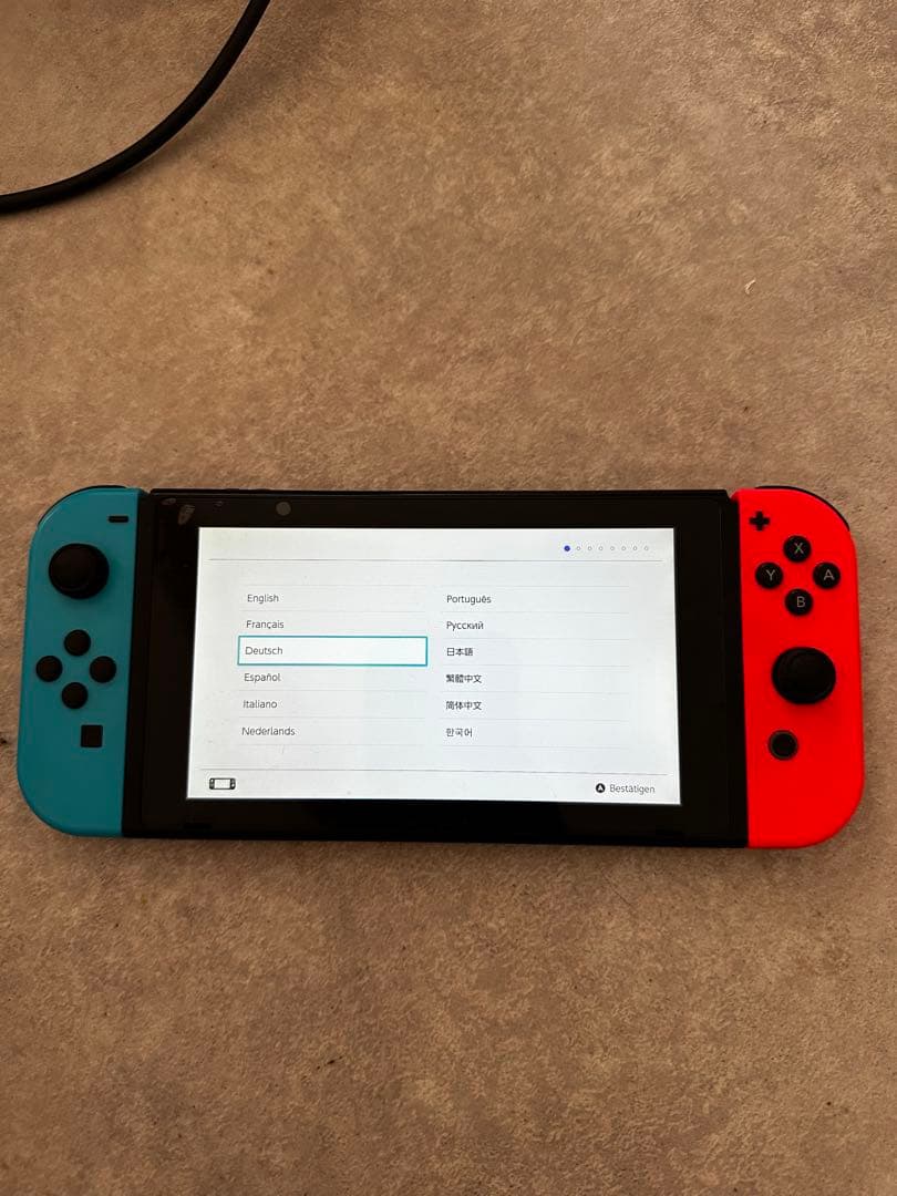 Nintendo Switch 本体 ネオンブルー/ネオンレッド