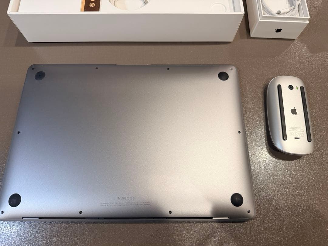 MacBookAir M1 8GB 256GB＋magic Mouse ＋おまけ